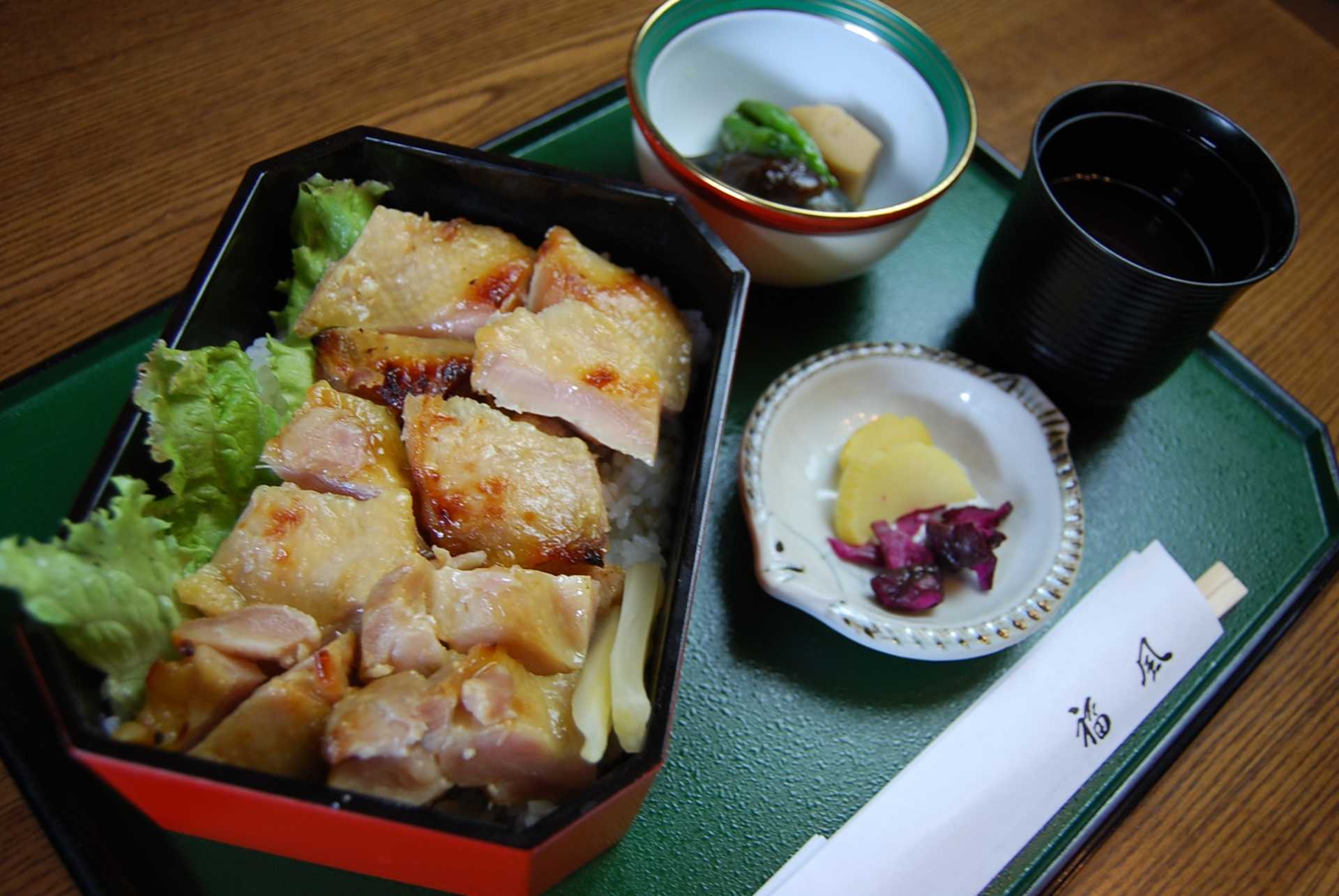 地鶏の西京味噌漬け丼